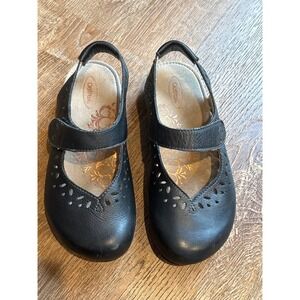 Aetrex Cheryl Mary Jane clogs sandals Black leather with Velcro straps 6.5